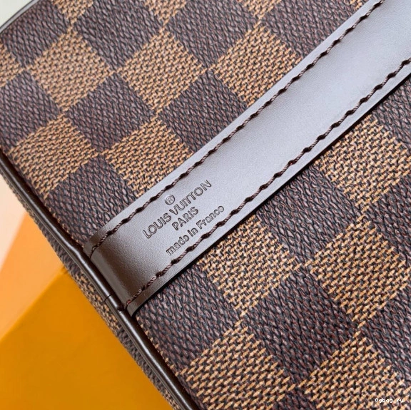 35 Louis Vuitton BANDOULIÈRE SPEEDY 0711
